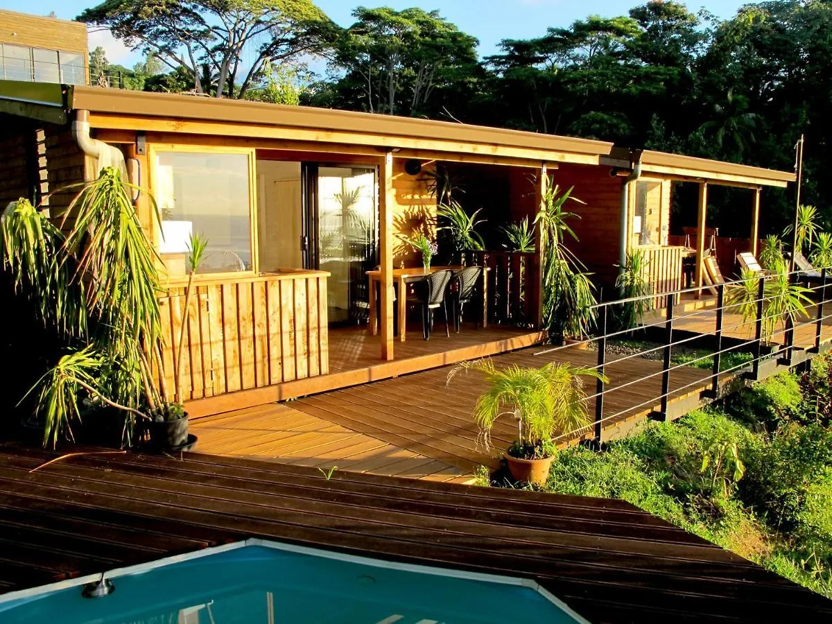 Bounty Lodge Tahiti Arue  Guest house Arue (Tahiti)